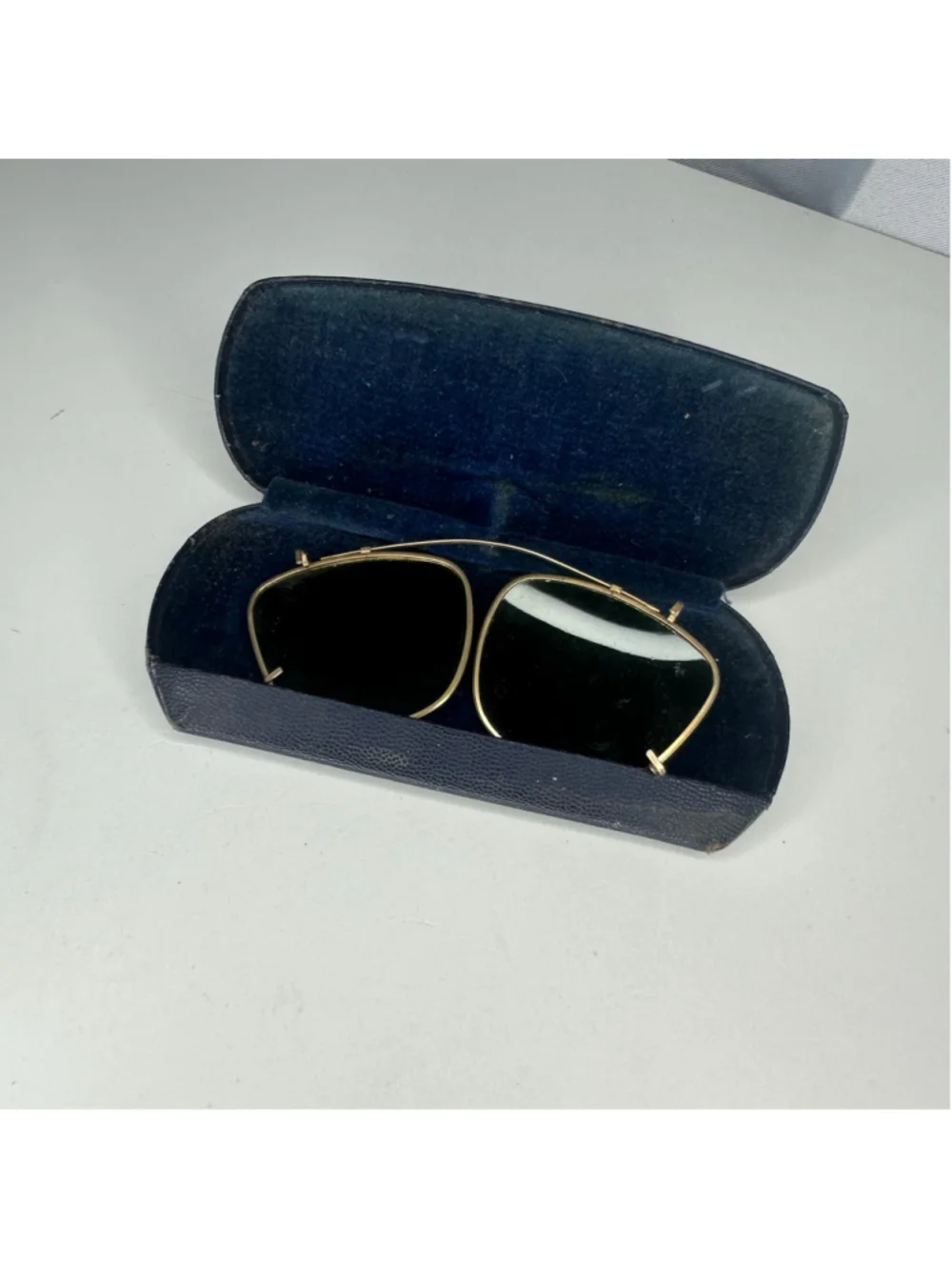 Vintage Mid Century Clip On Eyeglasses Sunglasses Gold Wire Green Lense w Case